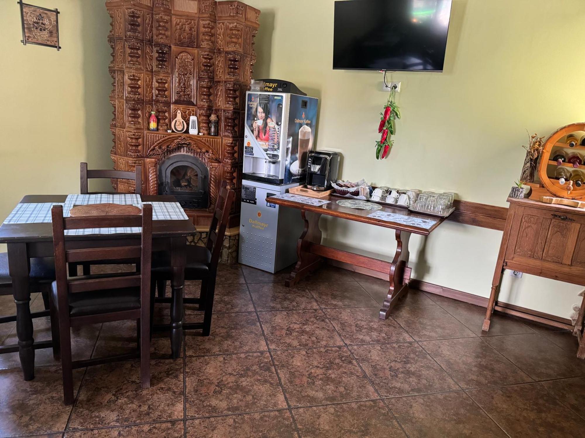 Casa Adelmar Hotell Tulcea Eksteriør bilde